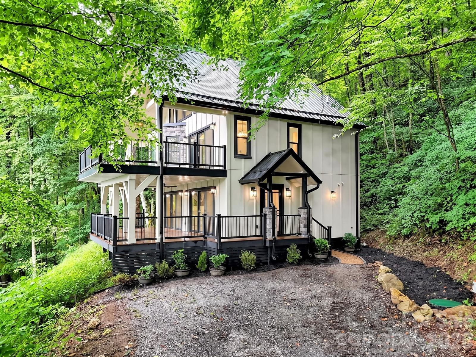 1551 Apple Creek Road, Waynesville, NC 28786 - Photo 3