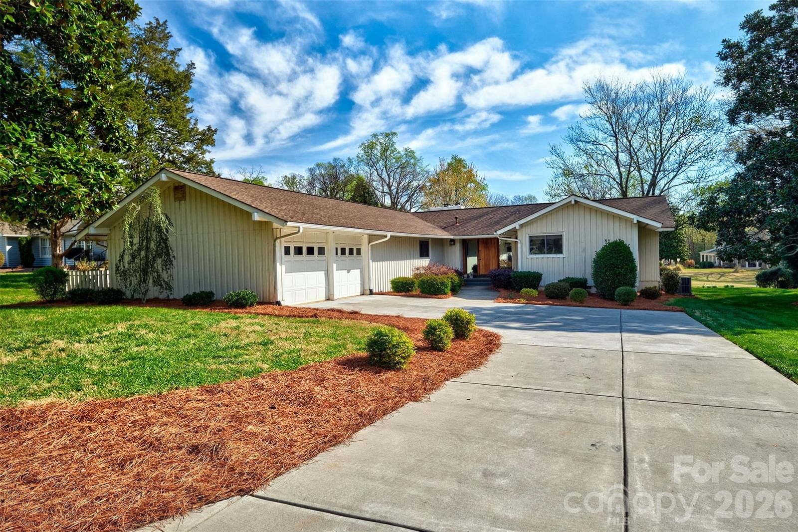 27 Apple Orchard Lane, Lake Wylie, SC 29710