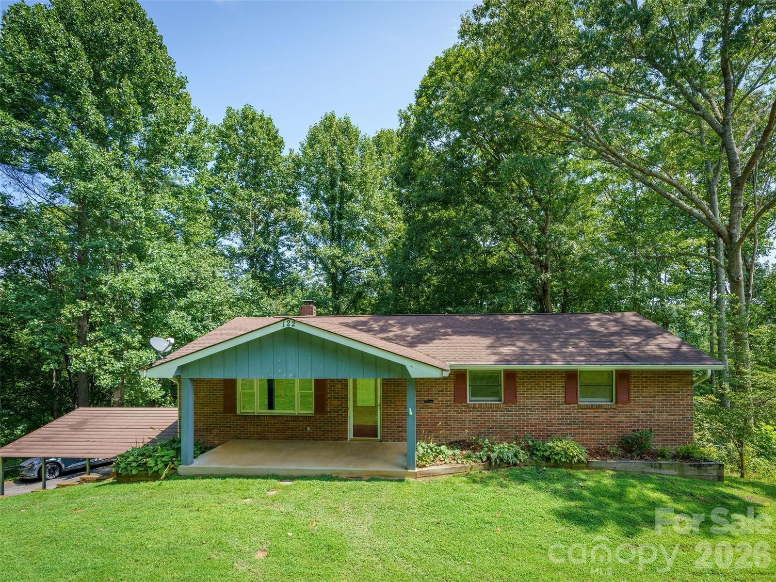 122 McCall Road, Pisgah Forest, NC 28768
