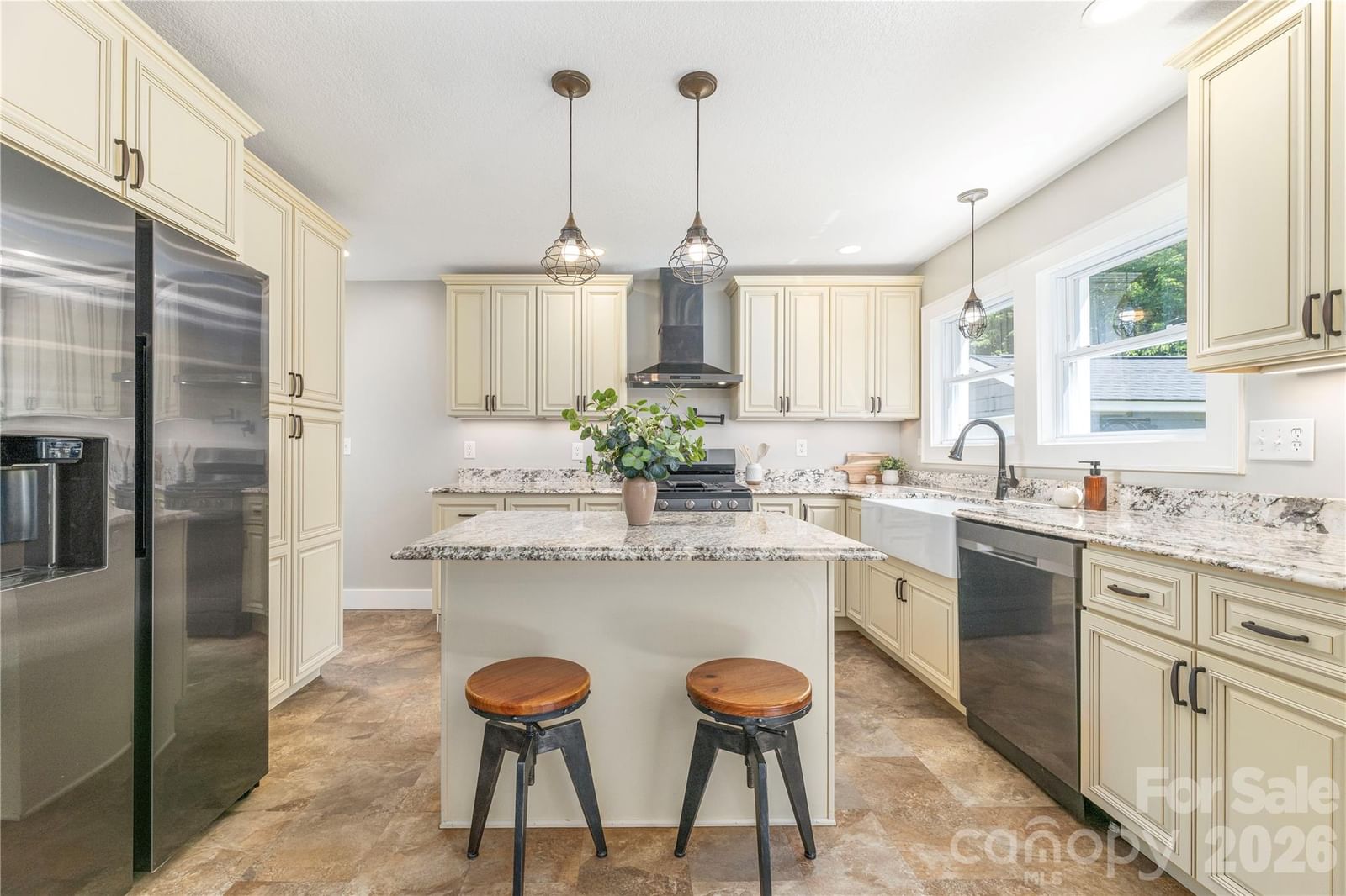 638 Newfound Street, Canton, NC 28716 - Photo 4
