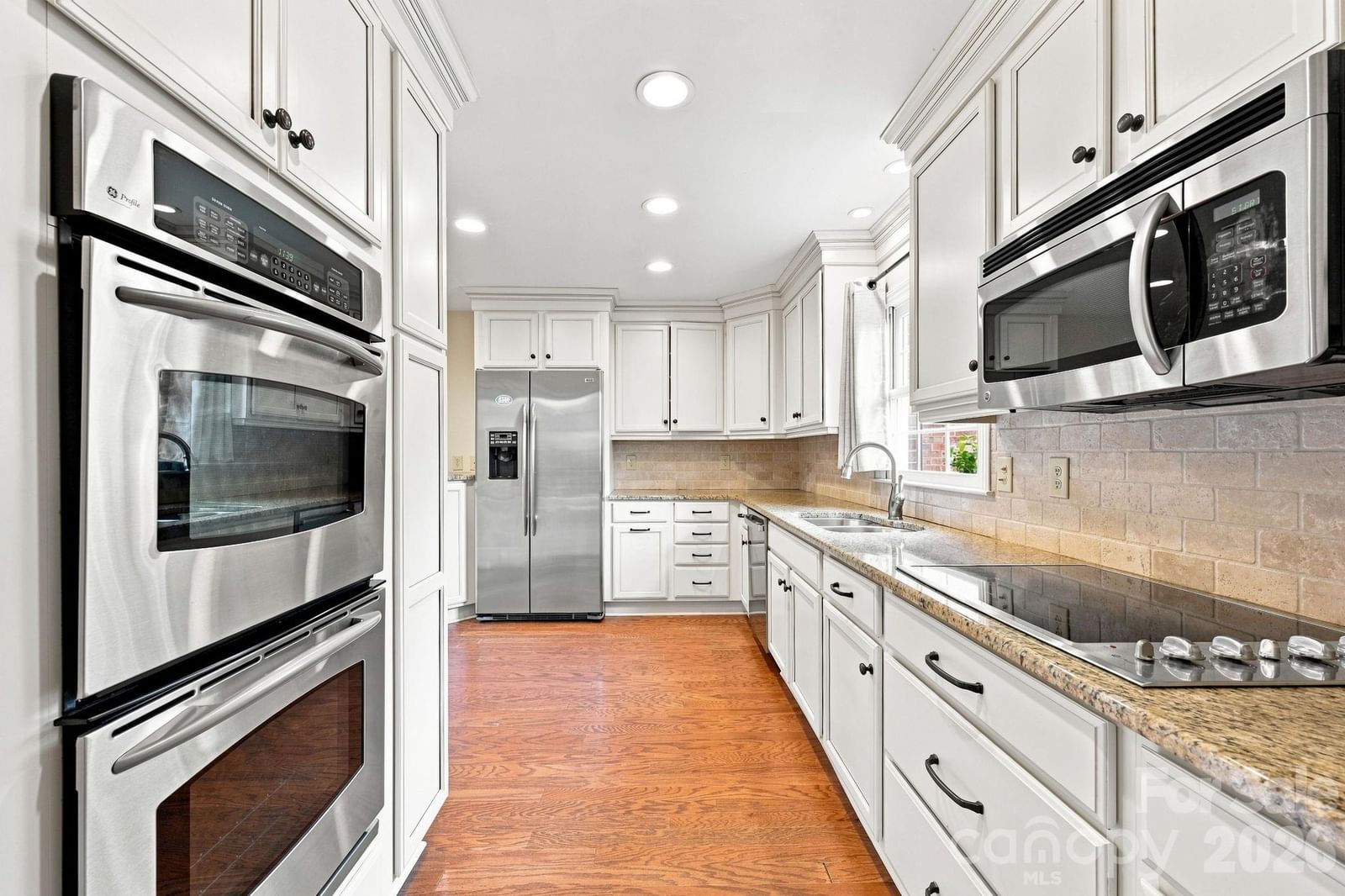 3528 Broadfield Road, Charlotte, NC 28226 - Photo 3