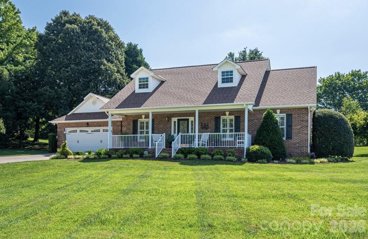 2928 Palmer Drive, Conover, NC 28613 - Photo 2