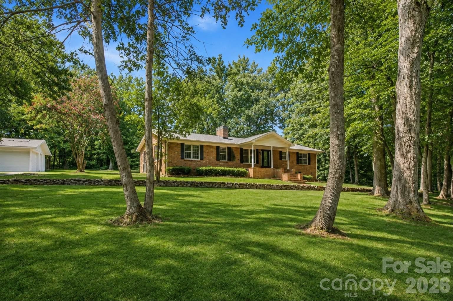 2725 Puetts Chapel Road, Bessemer City, NC 28016 - Photo 2