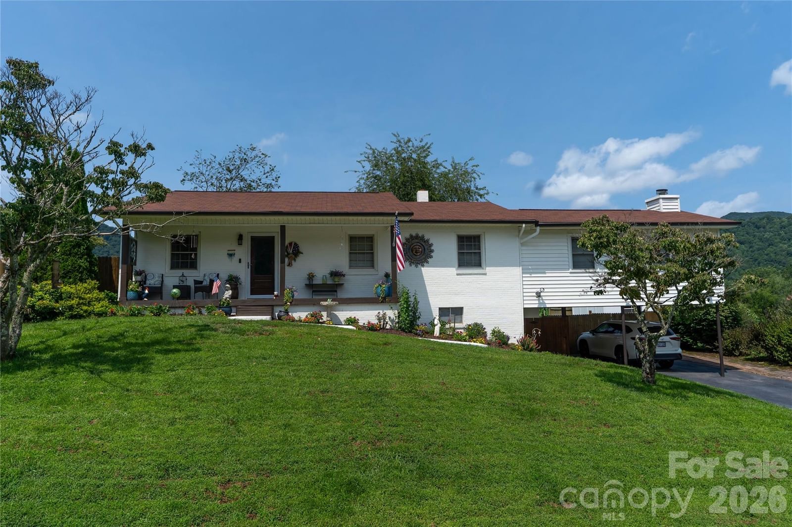 130 Beaverdam Heights Drive, Canton, NC 28716