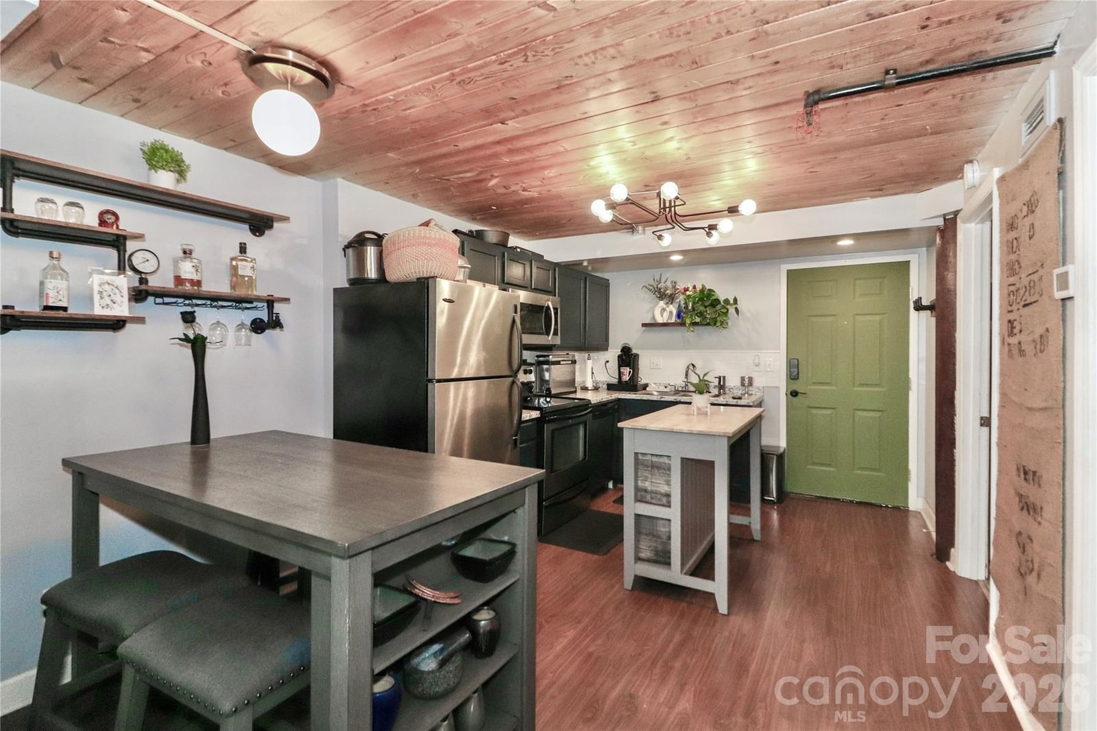 201 Hoskins Road #315, Charlotte, NC 28208 - Photo 2