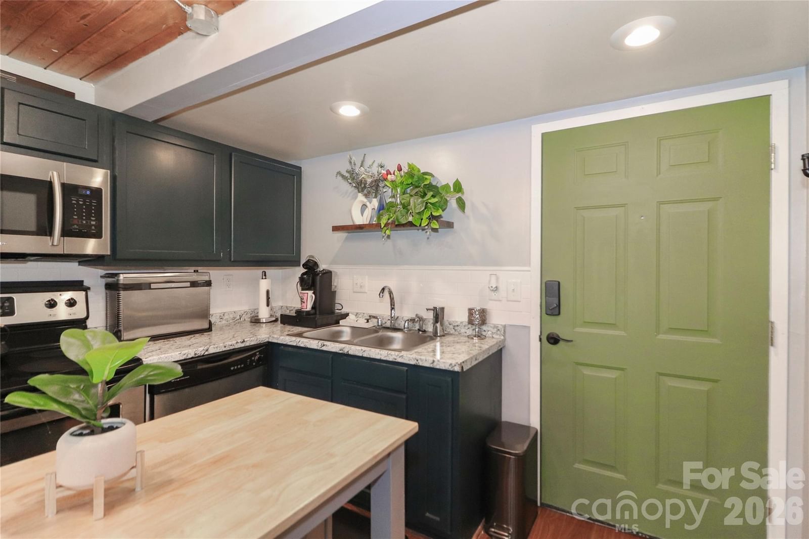 201 Hoskins Road #315, Charlotte, NC 28208 - Photo 3