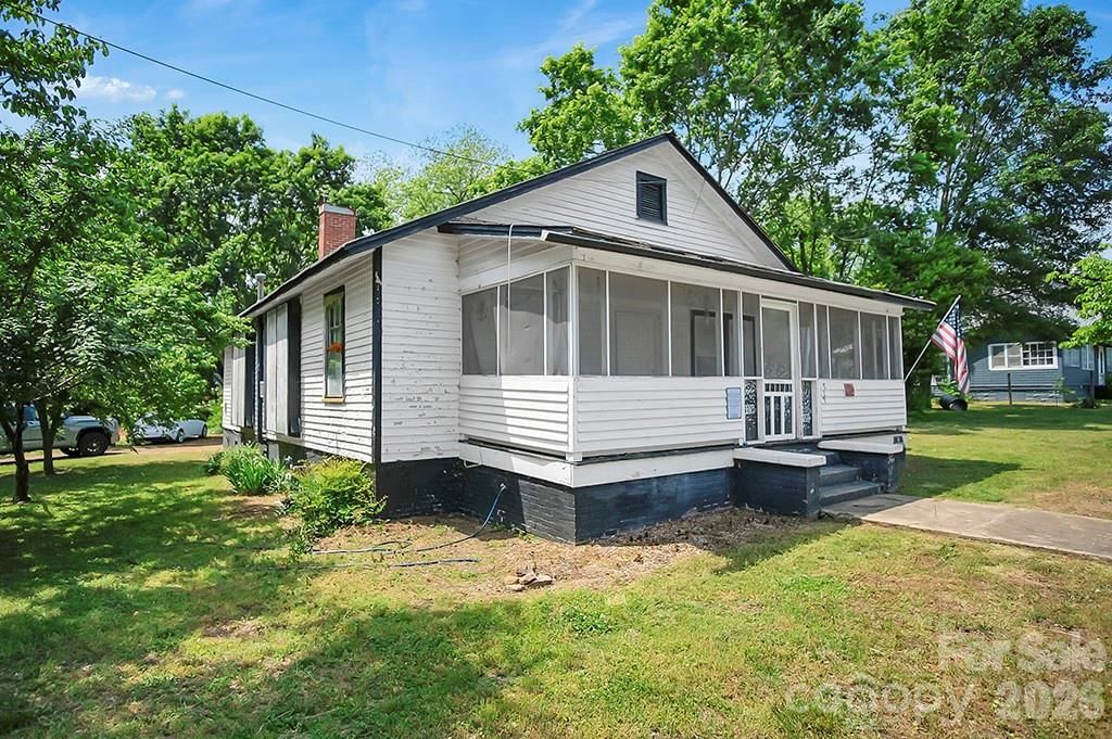 514 Martin Street, Shelby, NC 28150 - Photo 3