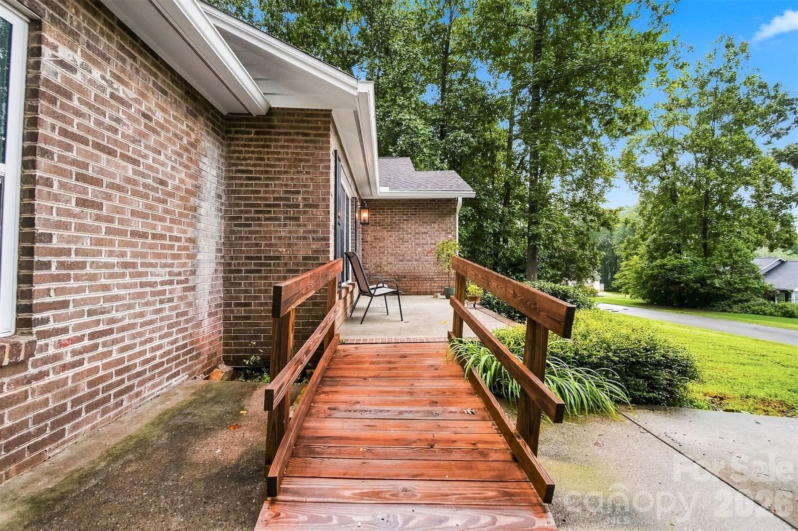 3933 MATTINGLY Drive, Hickory, NC 28602 - Photo 3