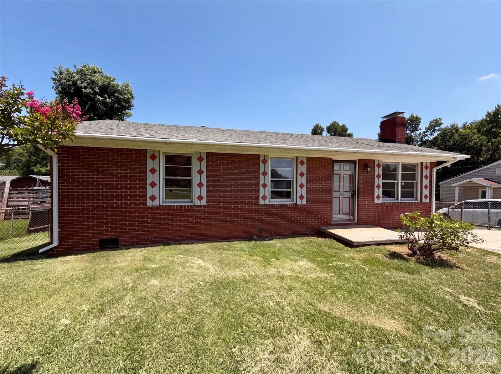 310 Indiana Avenue, Bessemer City, NC 28016