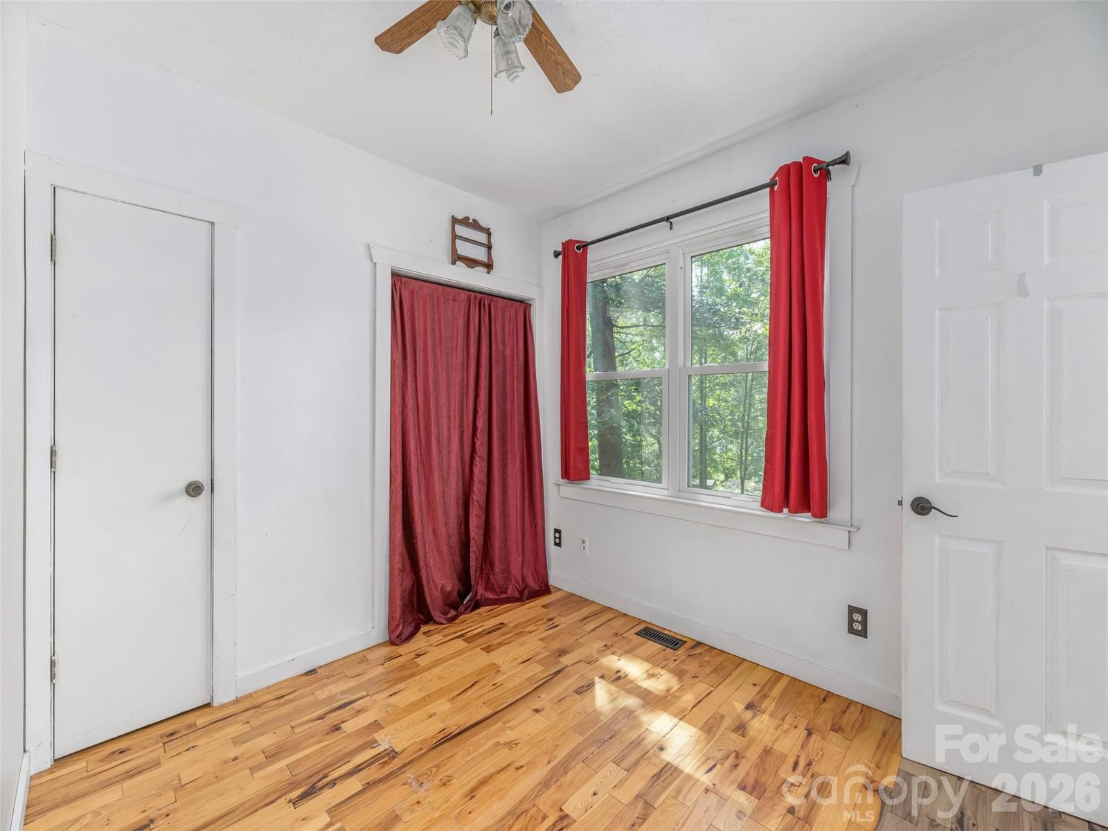 45 James Drive, Leicester, NC 28748 - Photo 5