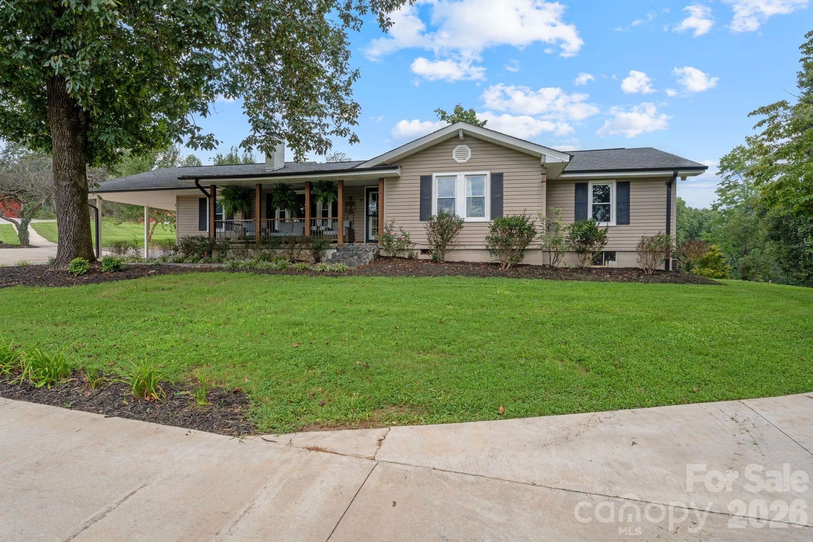 29 Pleasant Hill Road, Marion, NC 28752