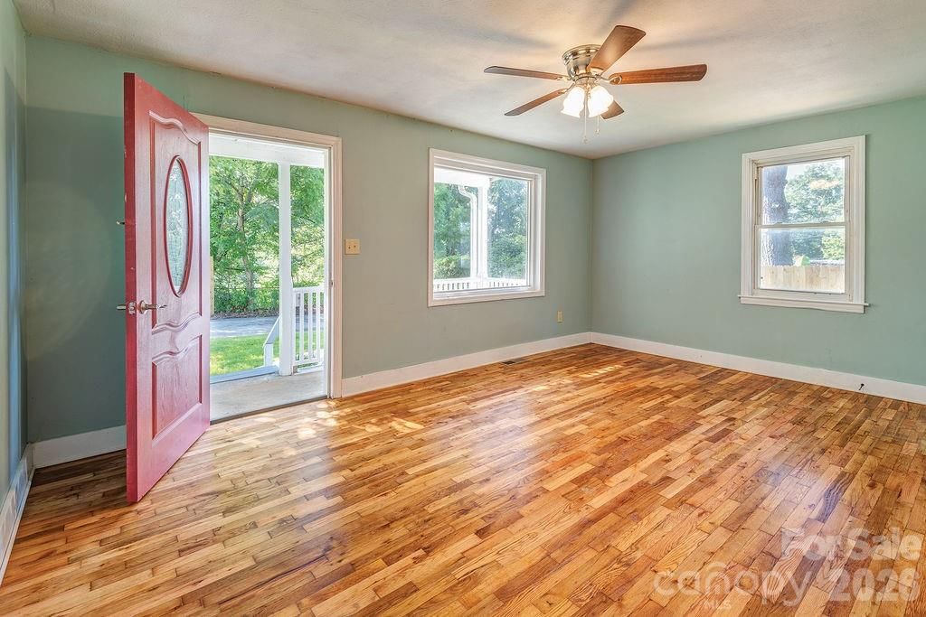 4 La Rue Street, Asheville, NC 28806 - Photo 3