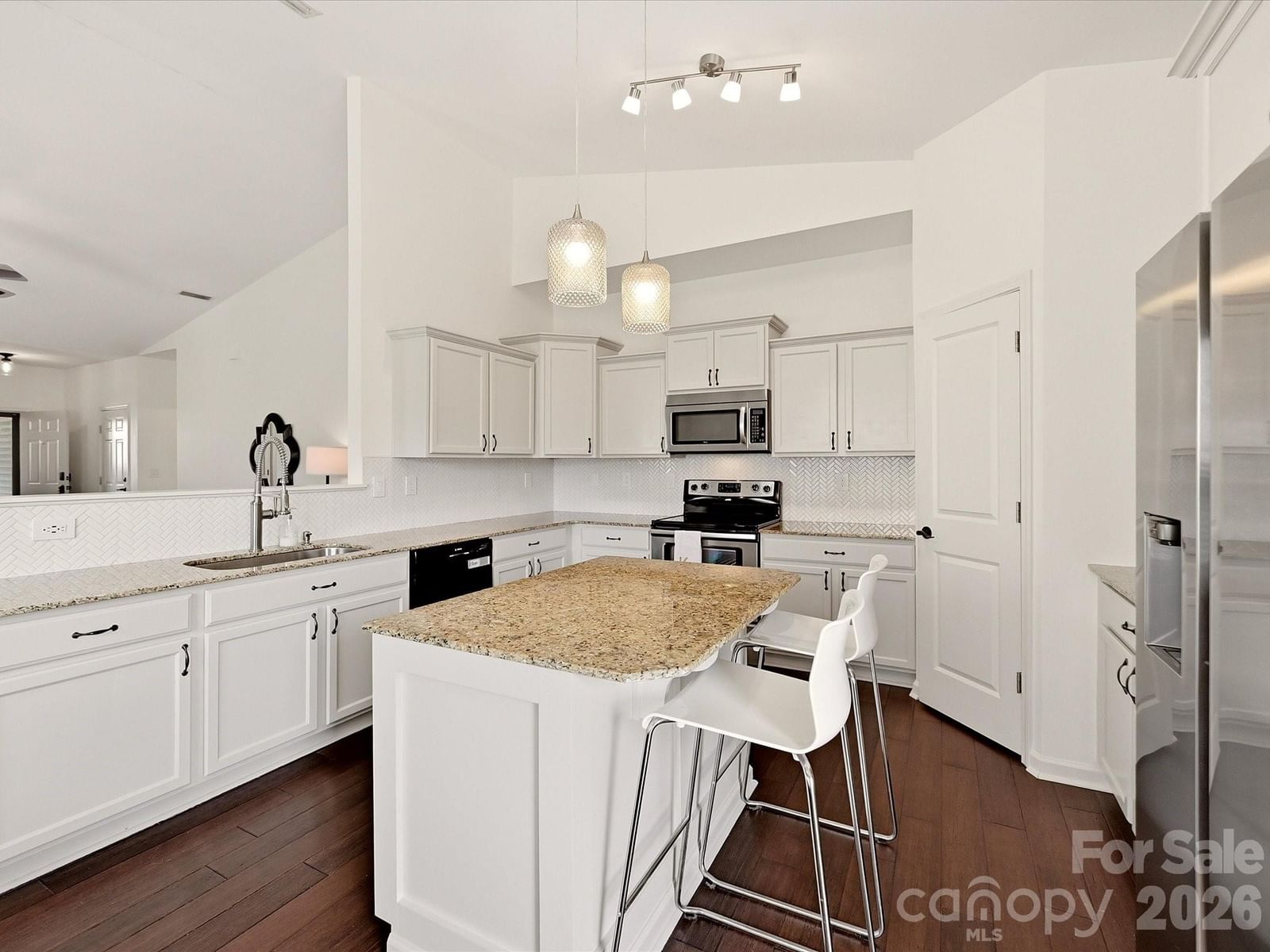 216 Austin Field Court, Mount Holly, NC 28120 - Photo 2