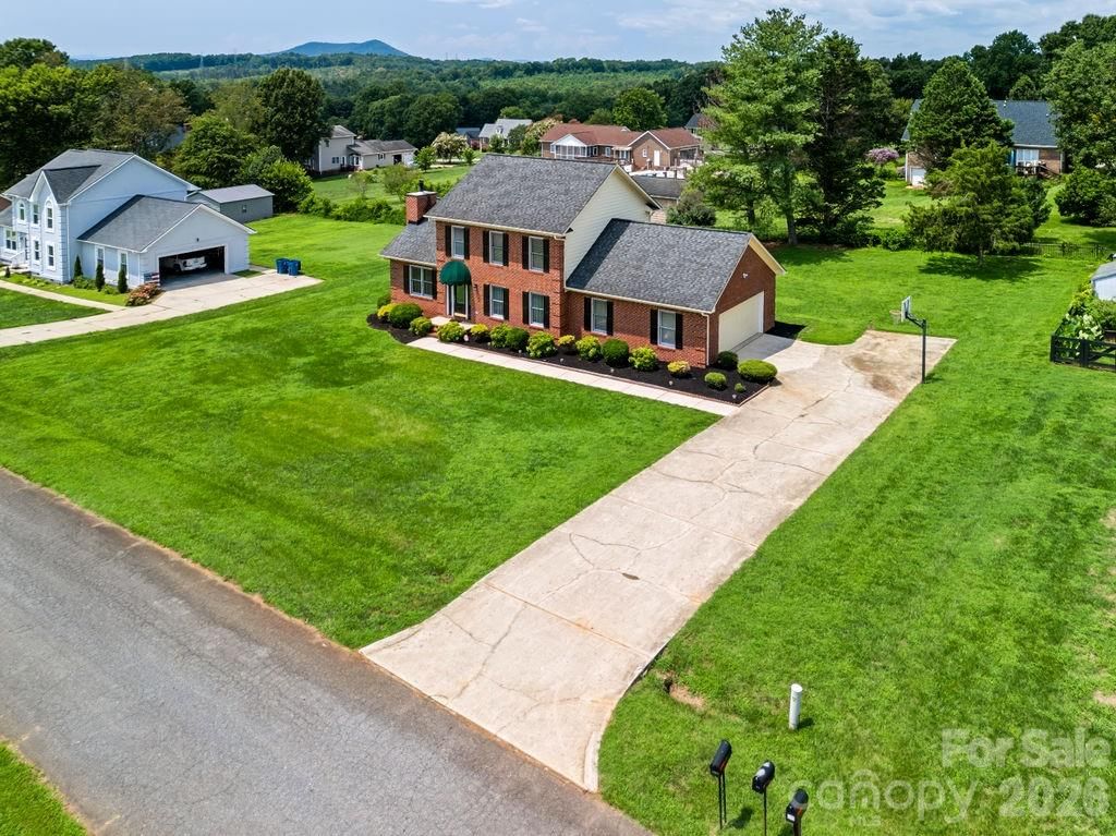 5139 Butner Drive, Hickory, NC 28602 - Photo 2