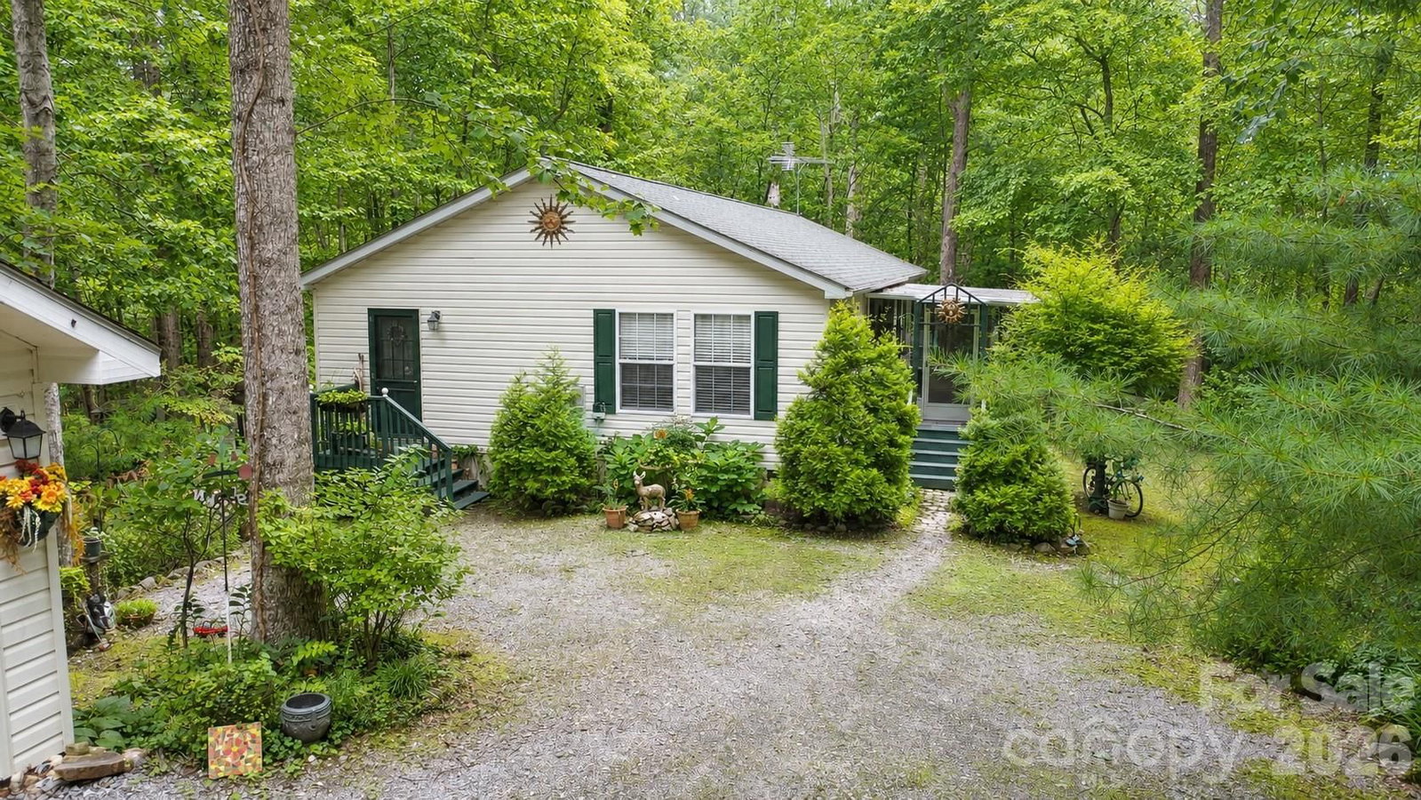 253 Royalwood Drive, Zirconia, NC 28790 - Photo 3