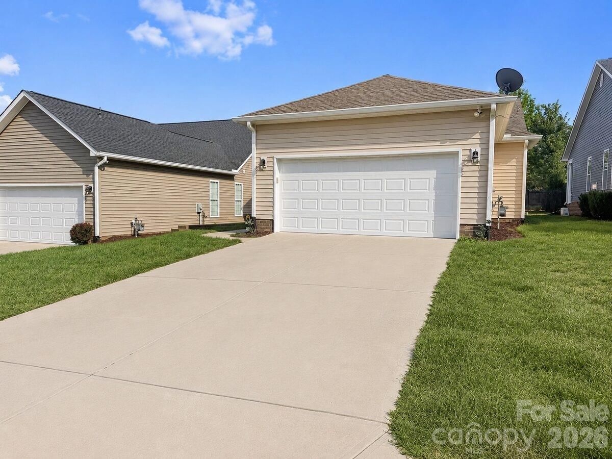 11607 Meetinghouse Drive, Cornelius, NC 28031 - Photo 3