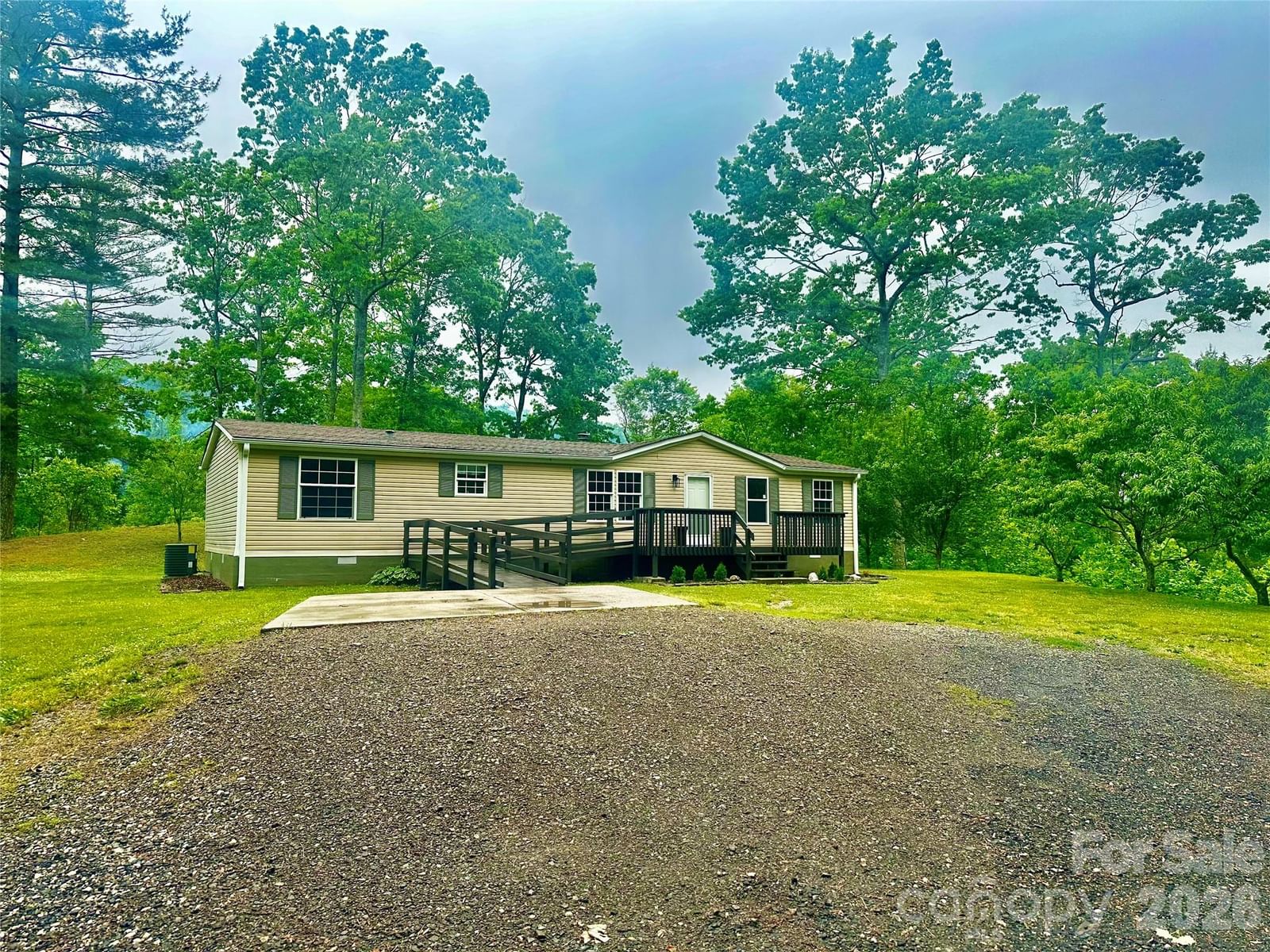 105 Satinwood Drive, Burnsville, NC 28714 - Photo 2