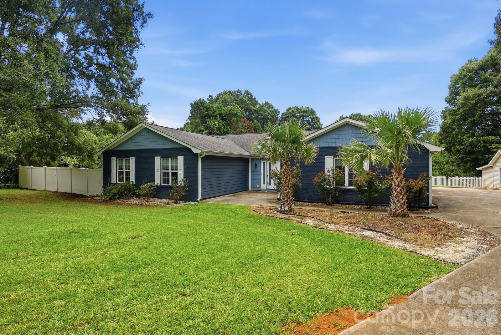 14010 Mareshead Lane, Matthews, NC 28105 - Photo 3
