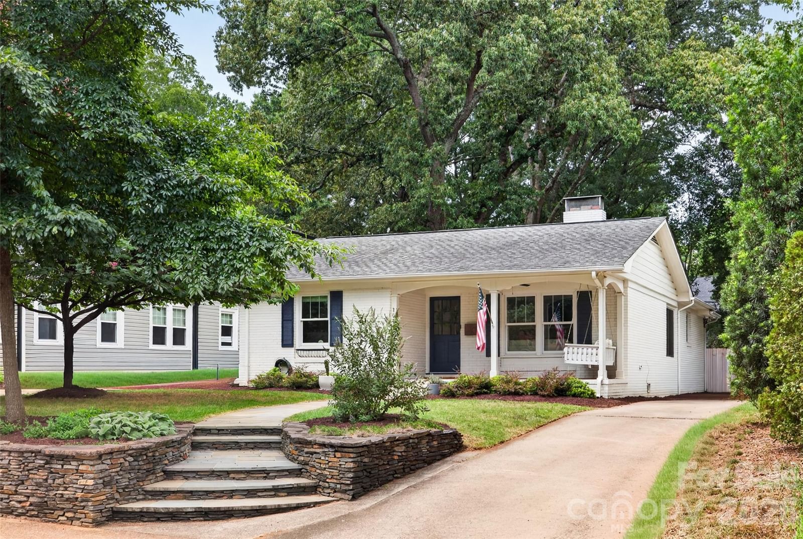 1911 Club Road, Charlotte, NC 28205 - Photo 2