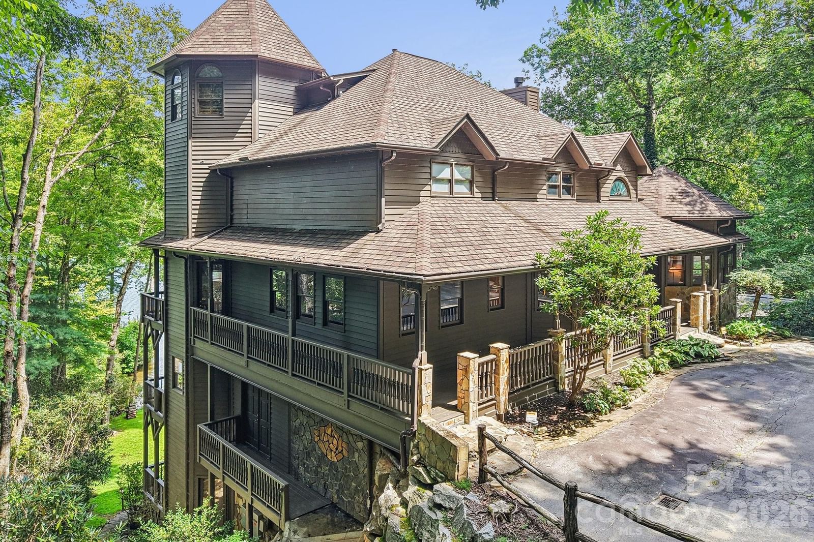 596 Club Boulevard, Lake Toxaway, NC 28747 - Photo 2