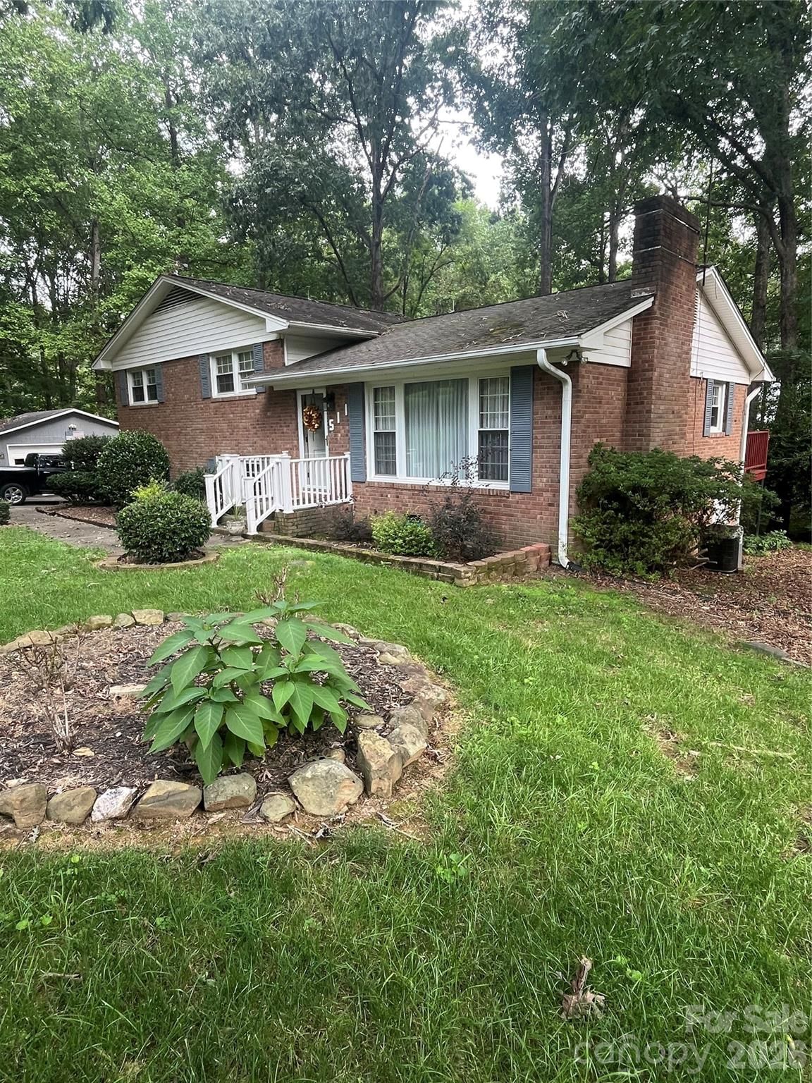 511 Crestview Drive, Albemarle, NC 28001 - Photo 2
