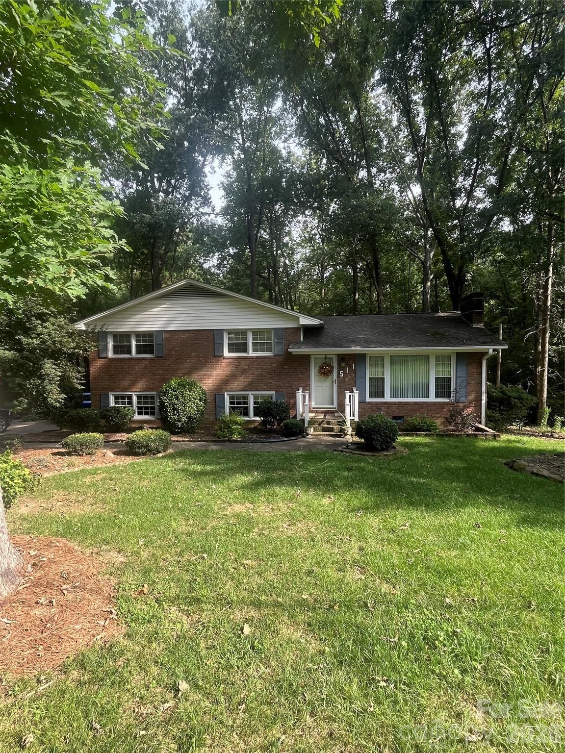 511 Crestview Drive, Albemarle, NC 28001