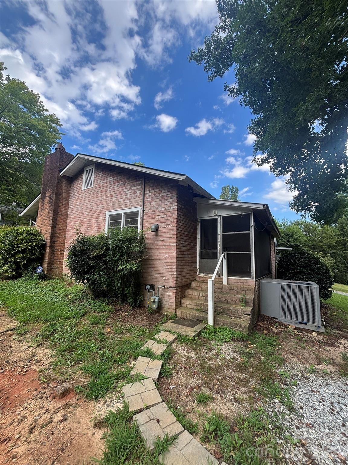 40 Beaver Street, Tryon, NC 28782 - Photo 3