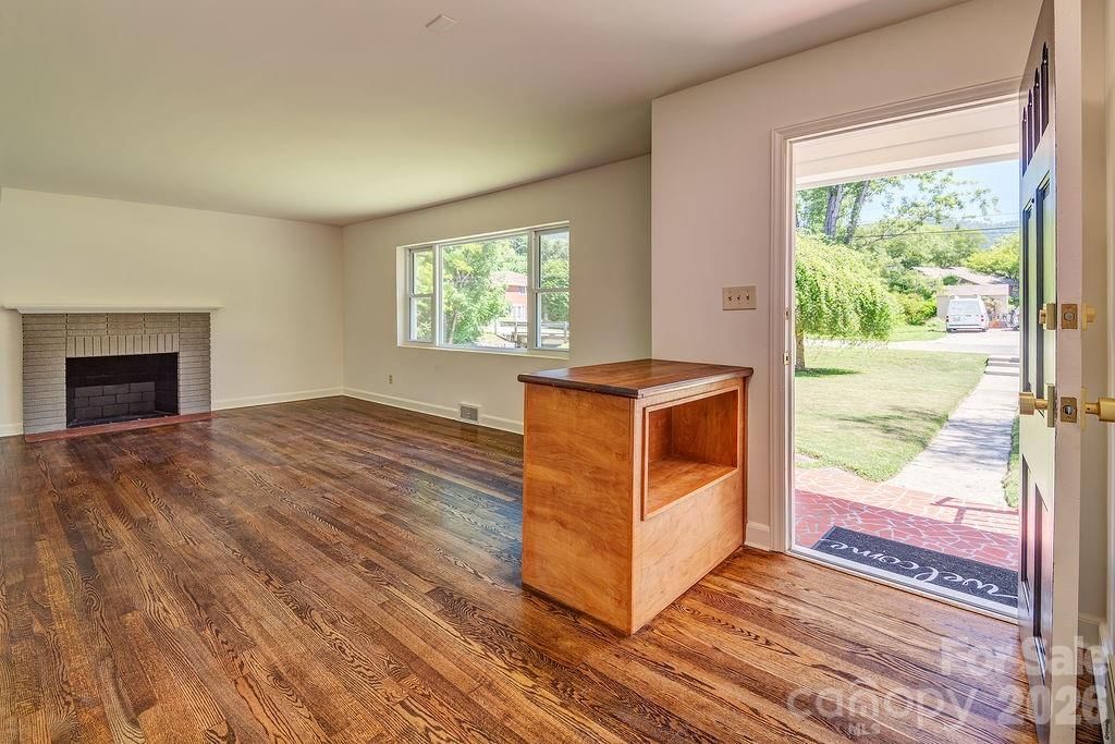 10 Meadowview Road, Asheville, NC 28804 - Photo 3