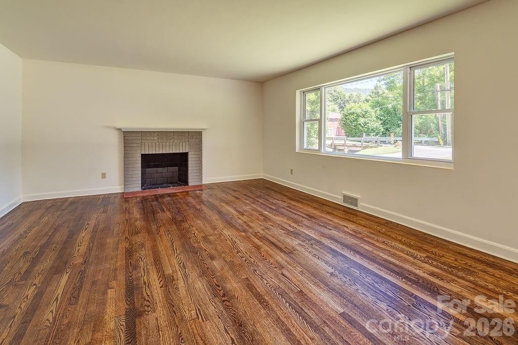 10 Meadowview Road, Asheville, NC 28804 - Photo 5