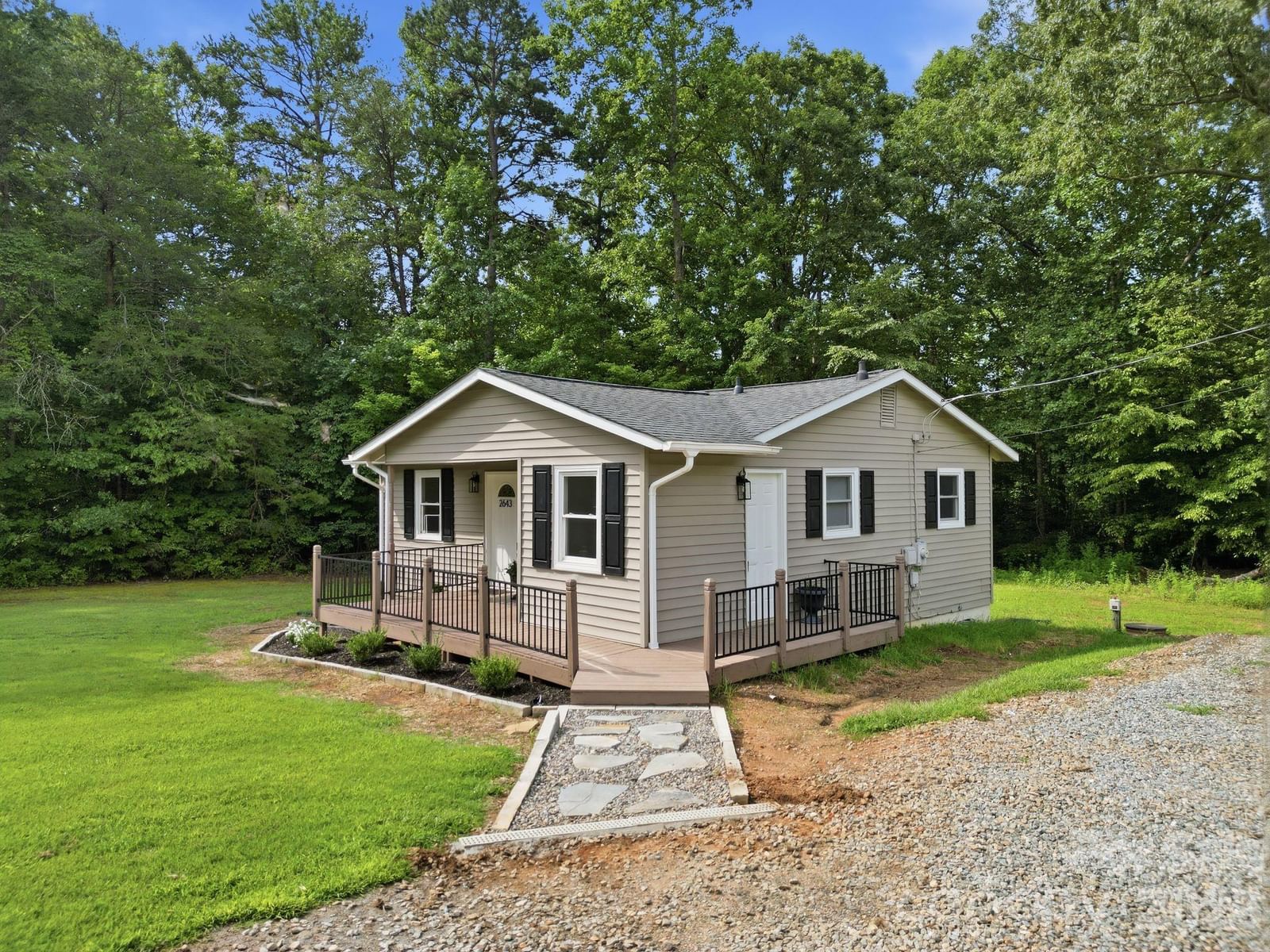 2643 Hopewell Church Road, Sherrills Ford, NC 28673 - Photo 4