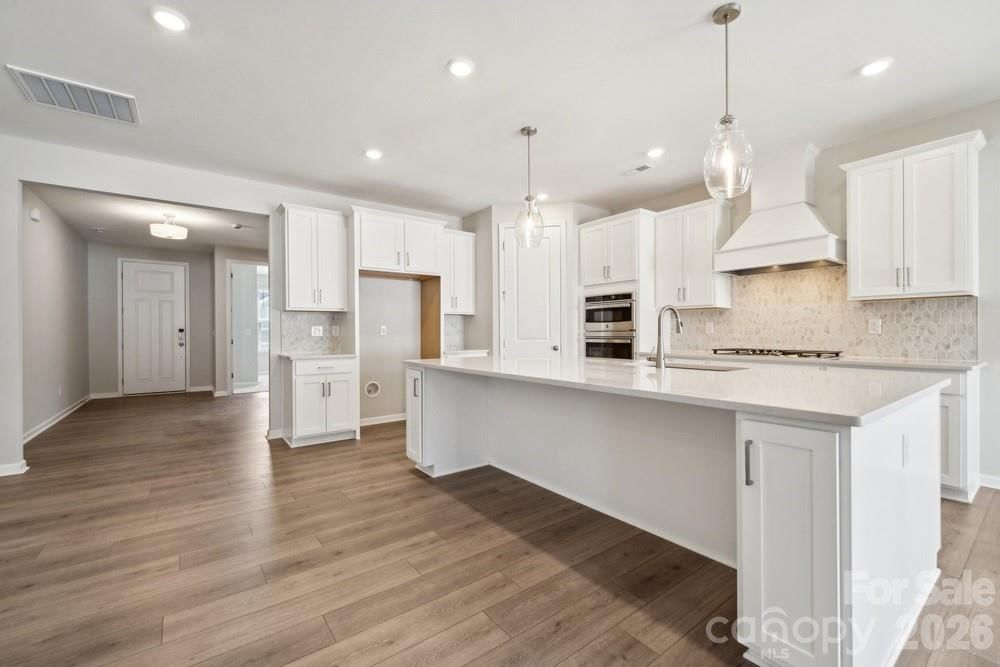 17017 Walker Wylie Drive, Charlotte, NC 28278