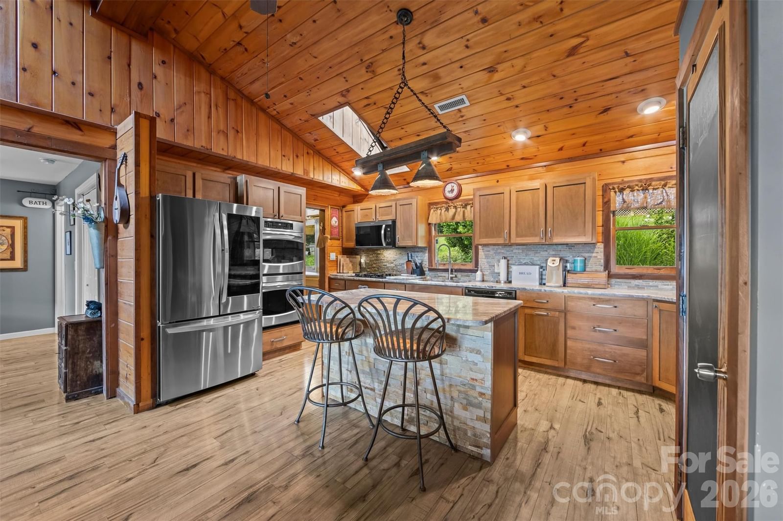 263 Pilgrims Lane, Burnsville, NC 28714 - Photo 3