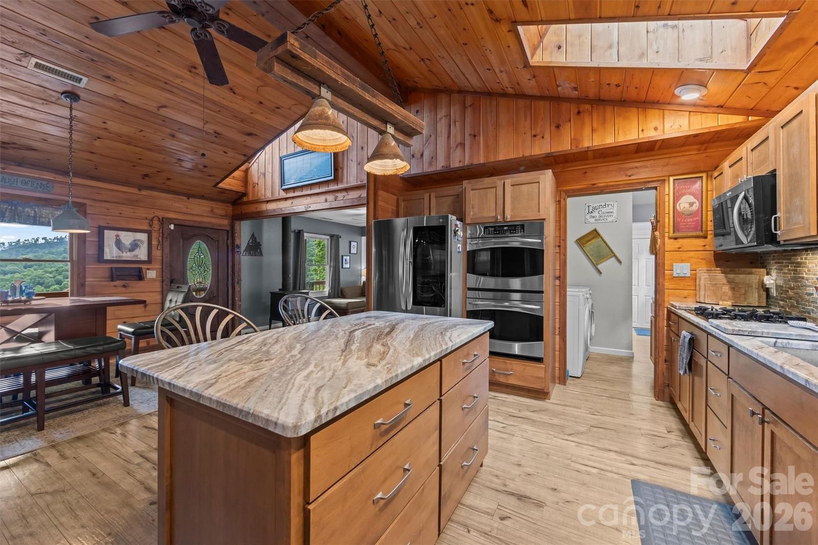 263 Pilgrims Lane, Burnsville, NC 28714 - Photo 4