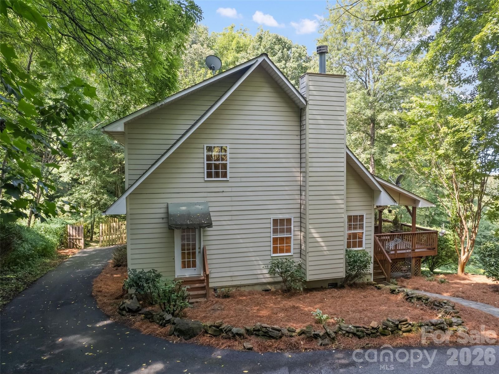 154 Presidential Drive, Waynesville, NC 28786 - Photo 4