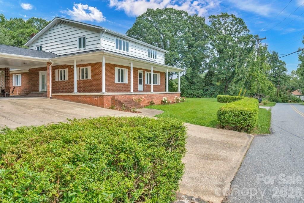 490 Morehead Road, Marion, NC 28752