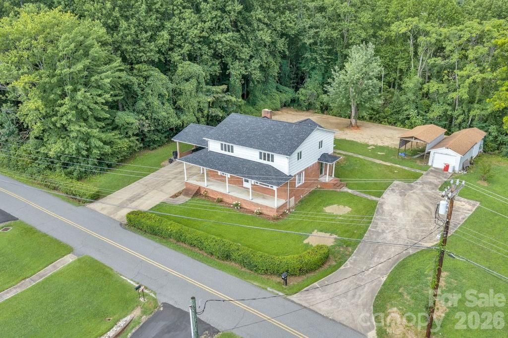 490 Morehead Road, Marion, NC 28752 - Photo 2