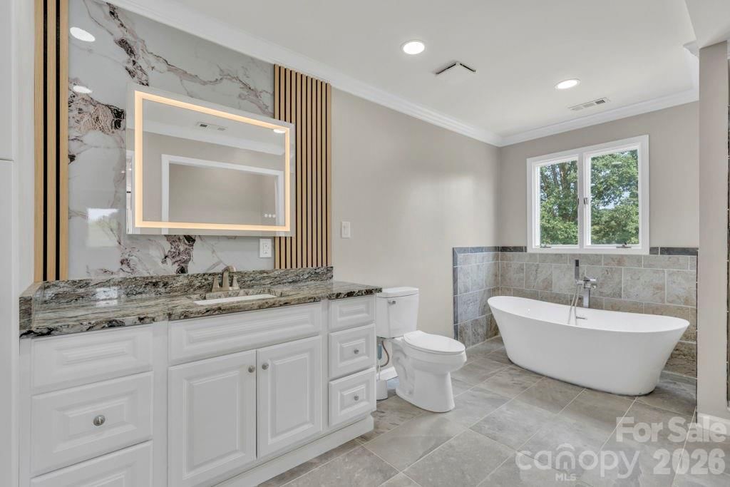 490 Morehead Road, Marion, NC 28752 - Photo 5