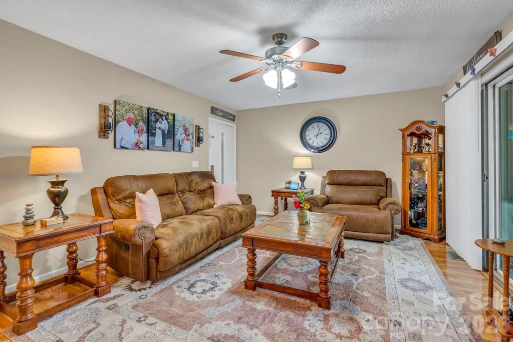655 Overlook Drive, Spruce Pine, NC 28777 - Photo 4