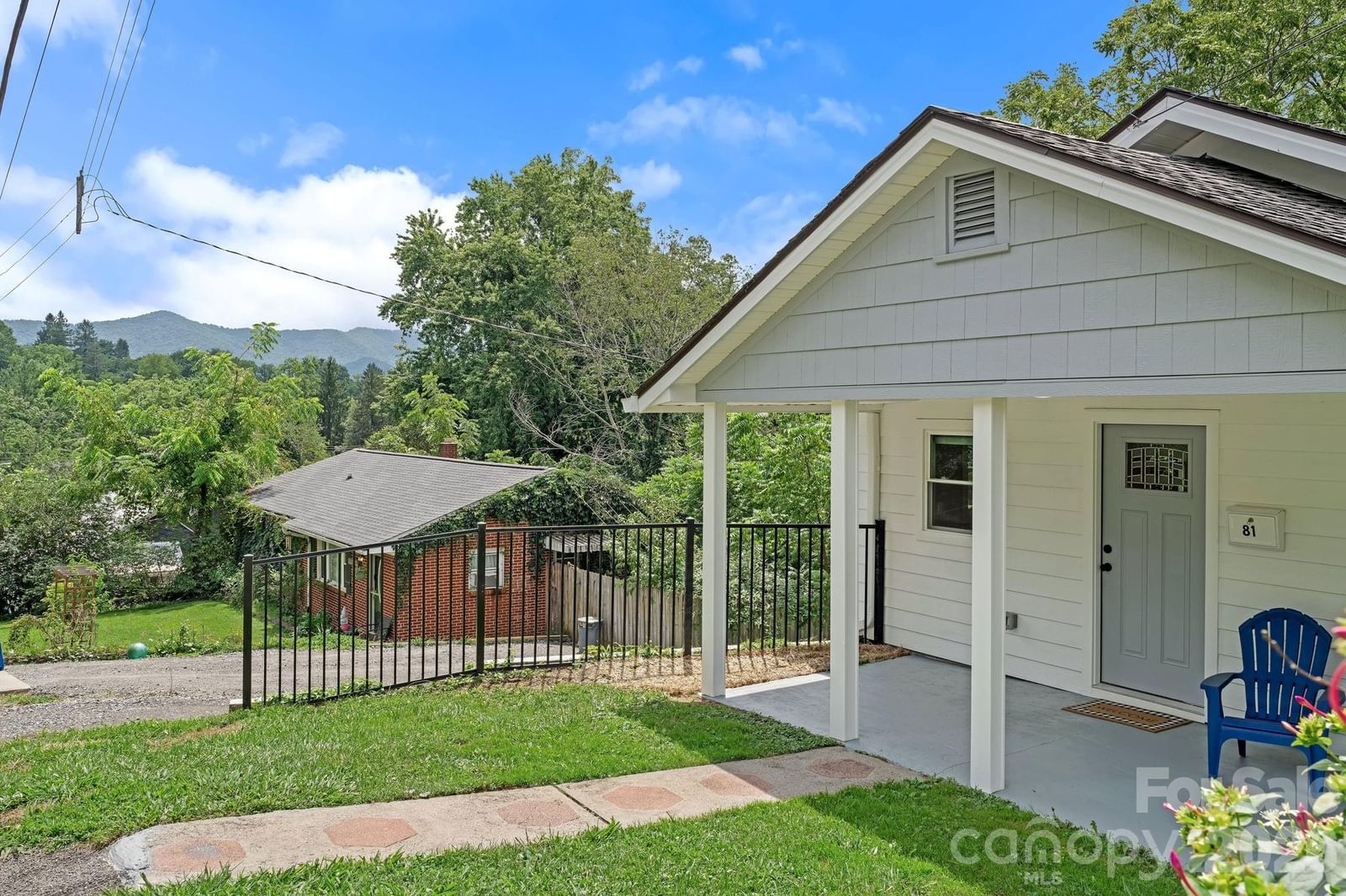 81 Second Street, Canton, NC 28716 - Photo 2