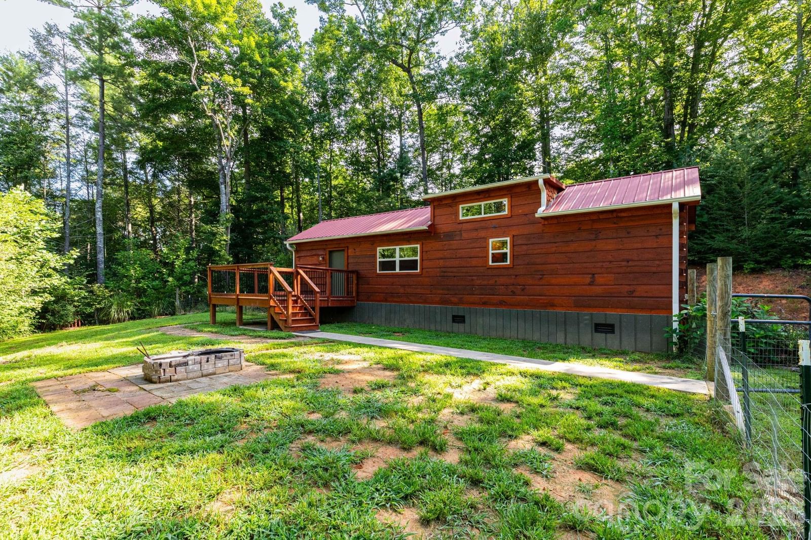 24 Old Berlin Way, Black Mountain, NC 28711 - Photo 2