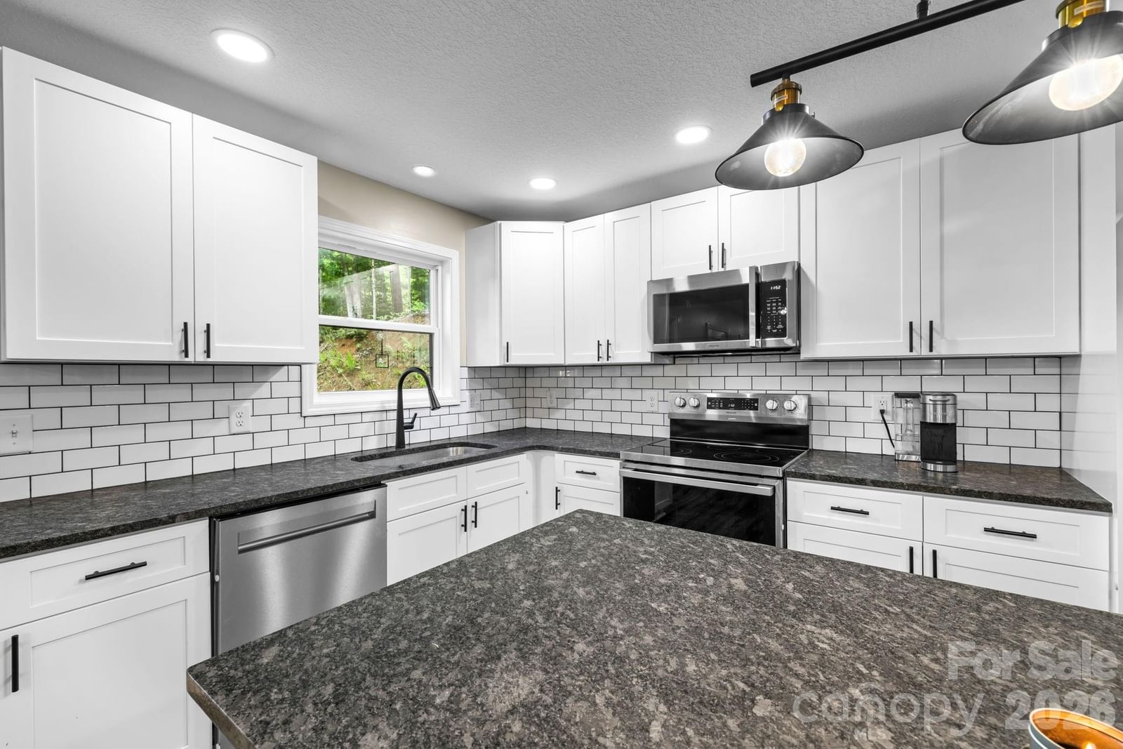 431 Judds Trail, Franklin, NC 28734 - Photo 5