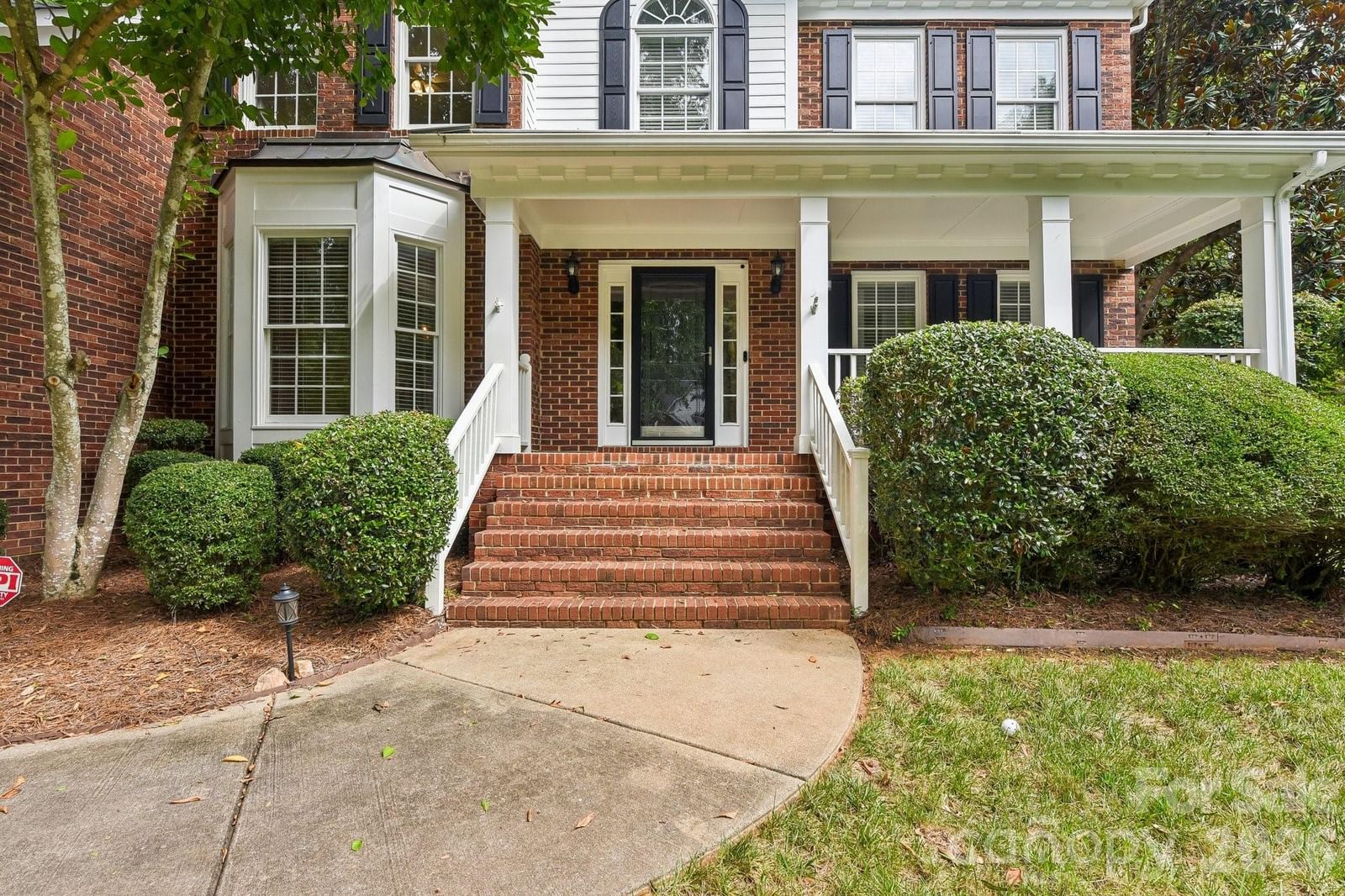 4123 Mountain Cove Drive, Charlotte, NC 28216 - Photo 2