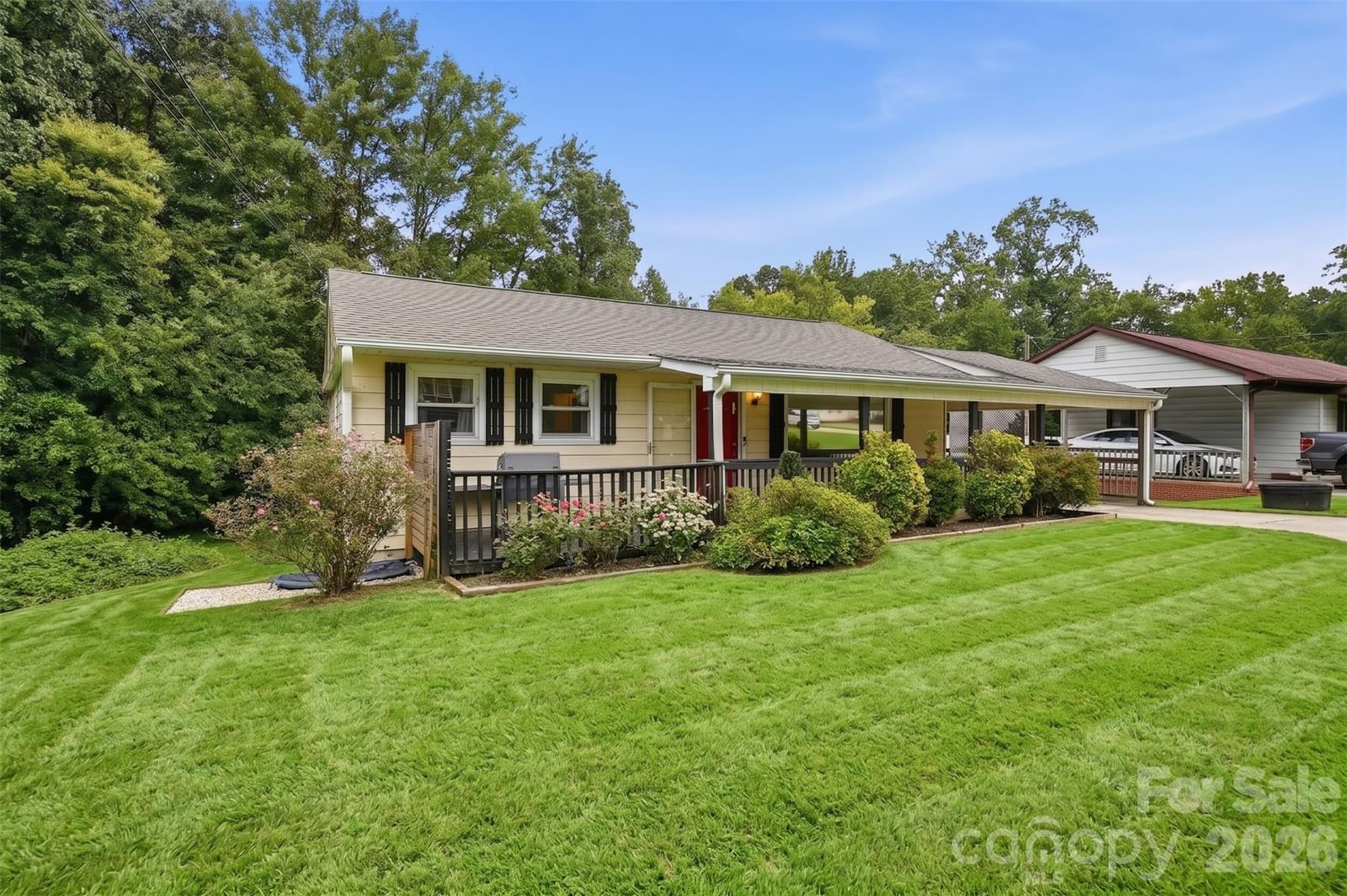 1326 Washington Lane, Kannapolis, NC 28083 - Photo 2