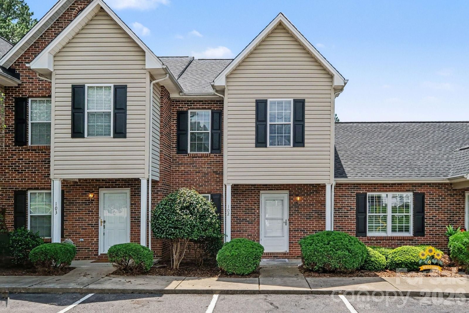 2240 15th Avenue #102, Hickory, NC 28601 - Photo 3