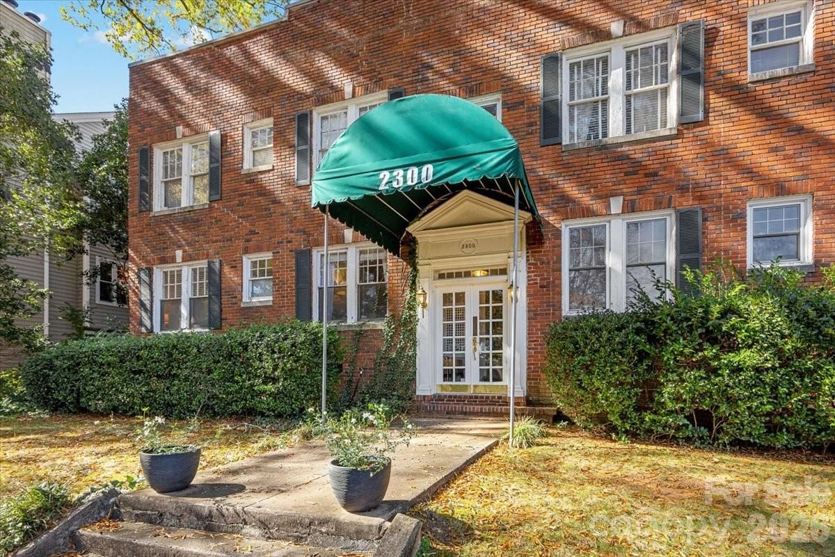 2300 Roswell Avenue #1, Charlotte, NC 28207 - Photo 2