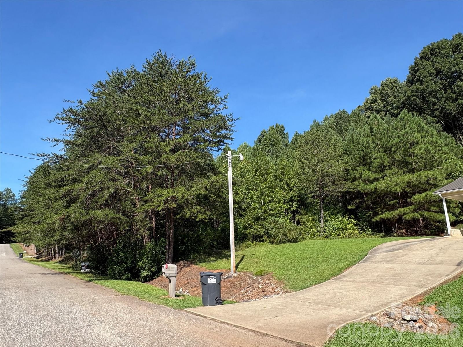 127 Yadkin River Road, Statesville, NC 28625 - Photo 3