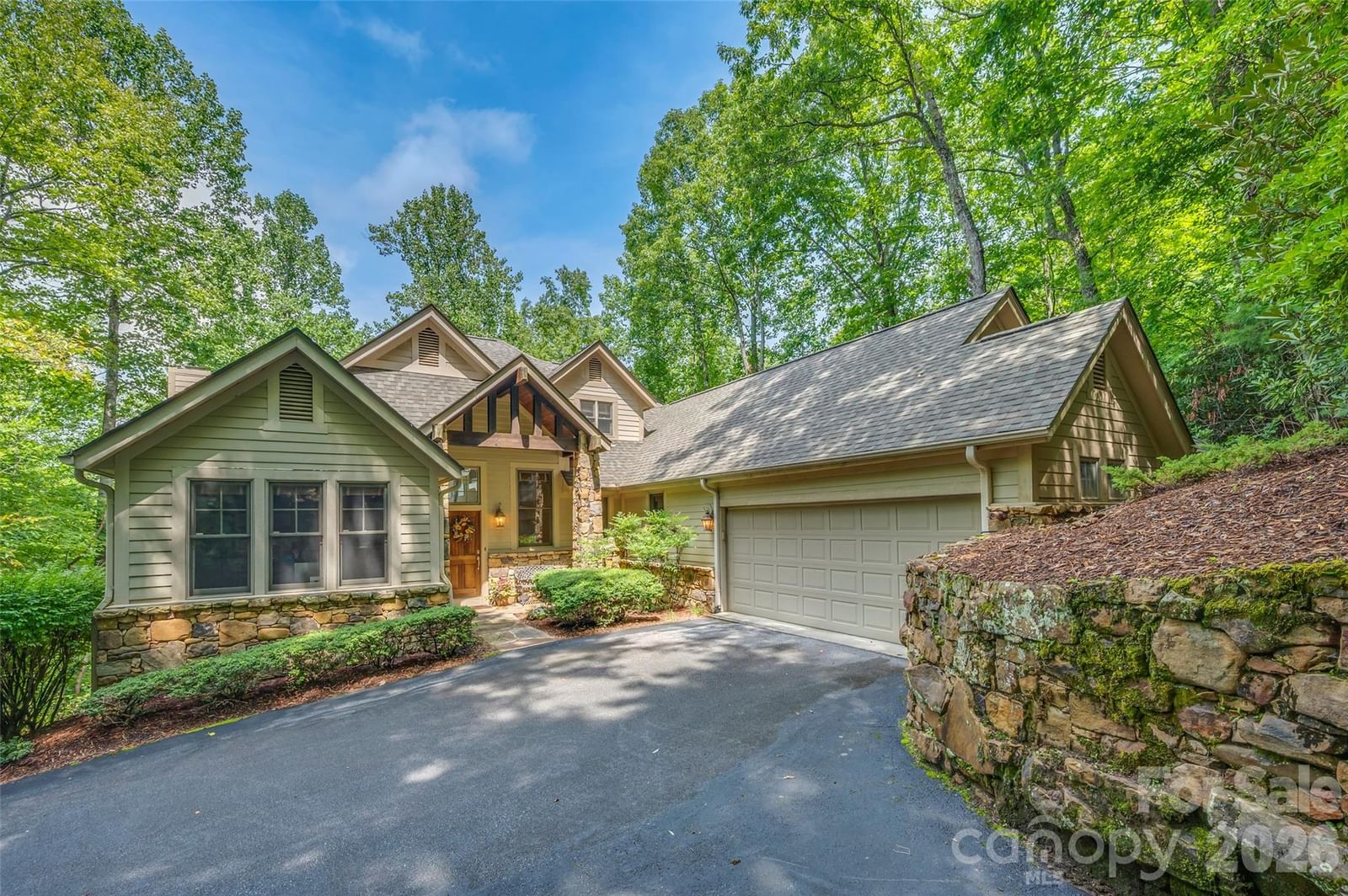 75 Old Hickory Trail, Hendersonville, NC 28739
