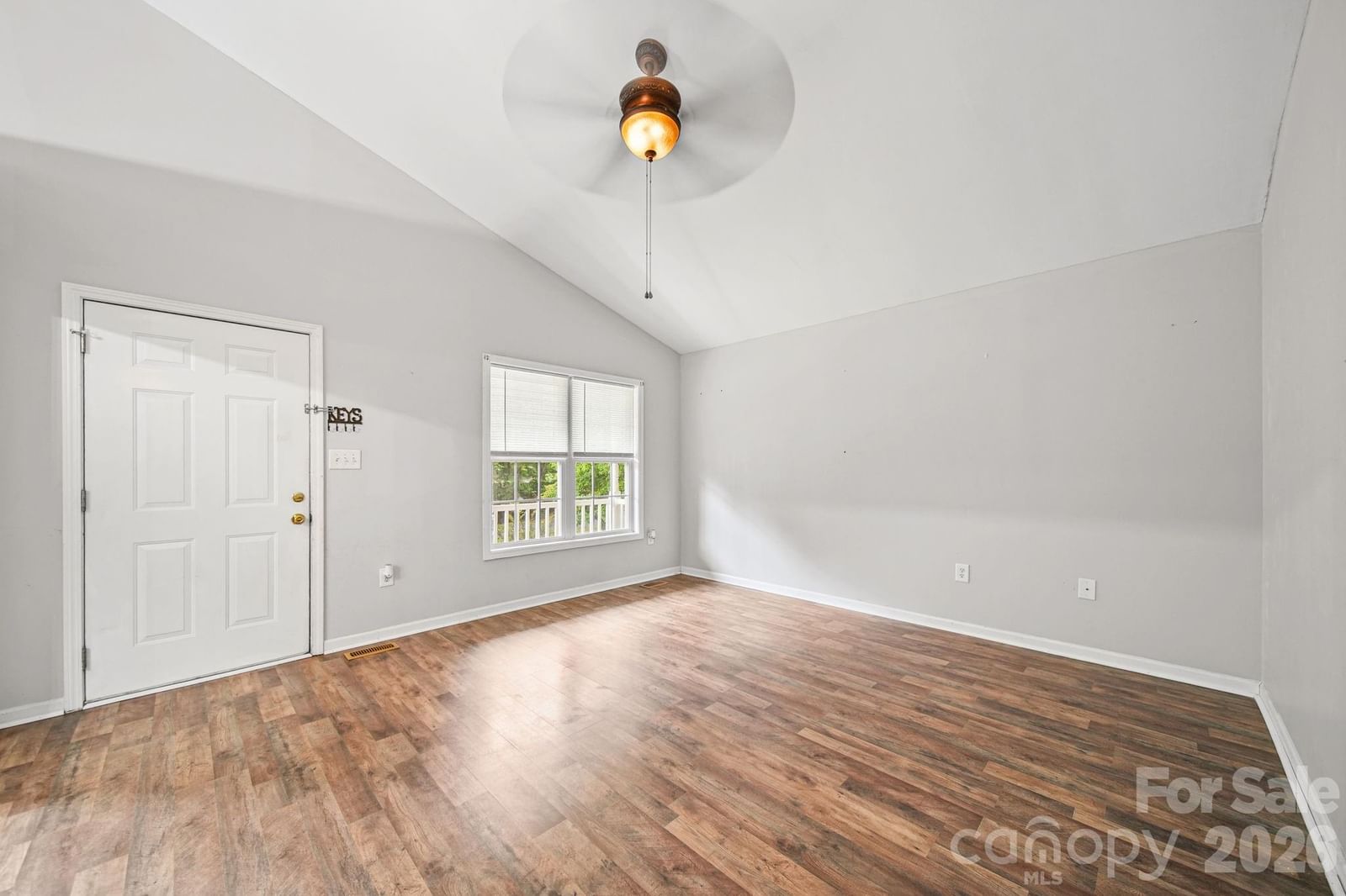 147 Island Terrace Road, Statesville, NC 28677 - Photo 5