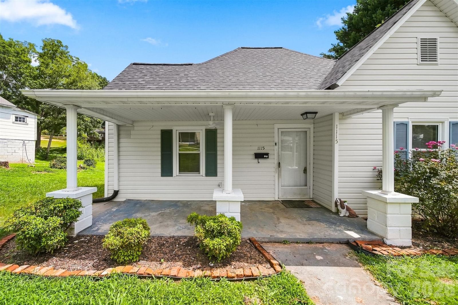 1115 Lenoir Avenue, Lenoir, NC 28645 - Photo 2