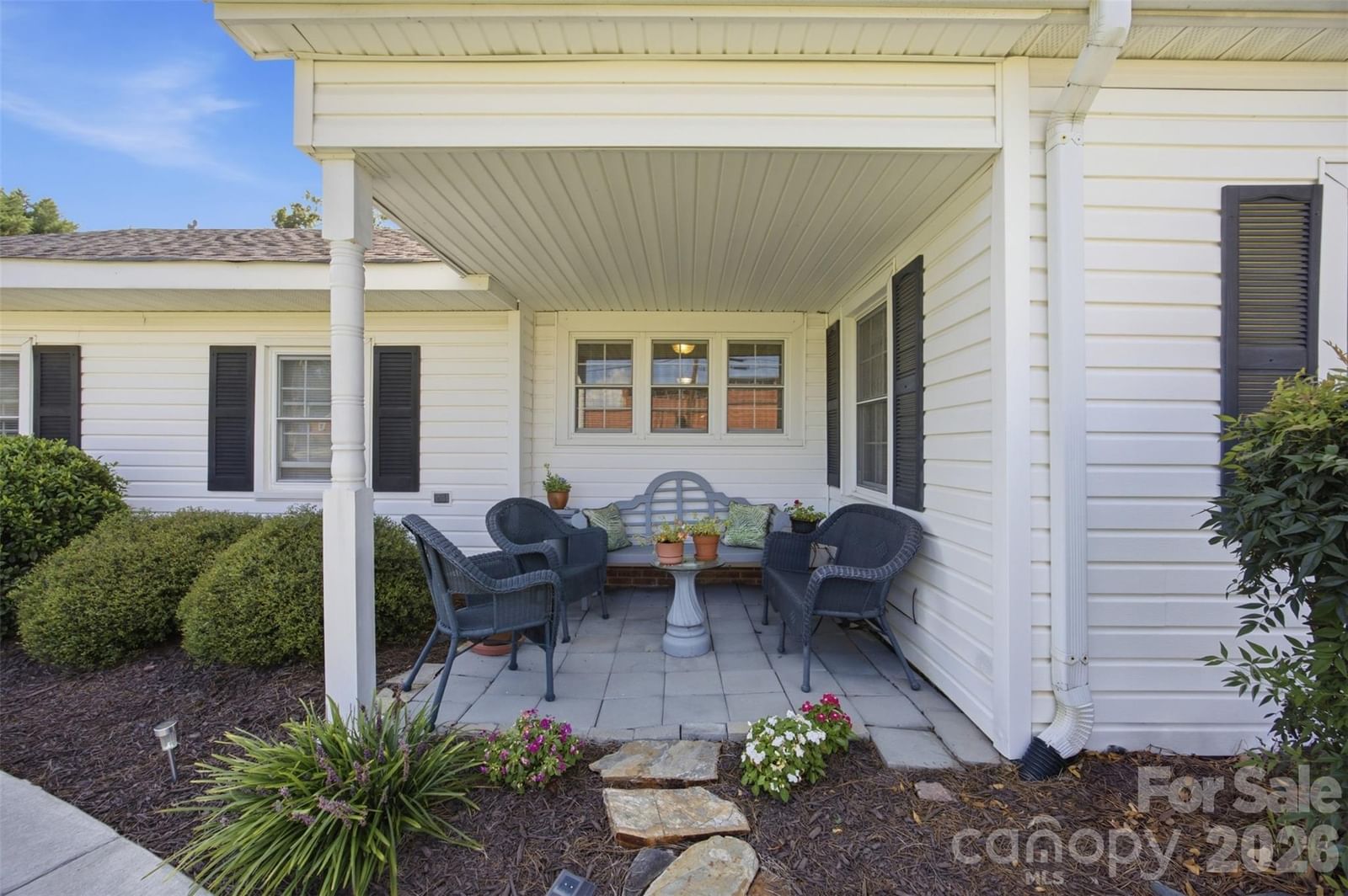 204 Memorial Drive, Clover, SC 29710 - Photo 3
